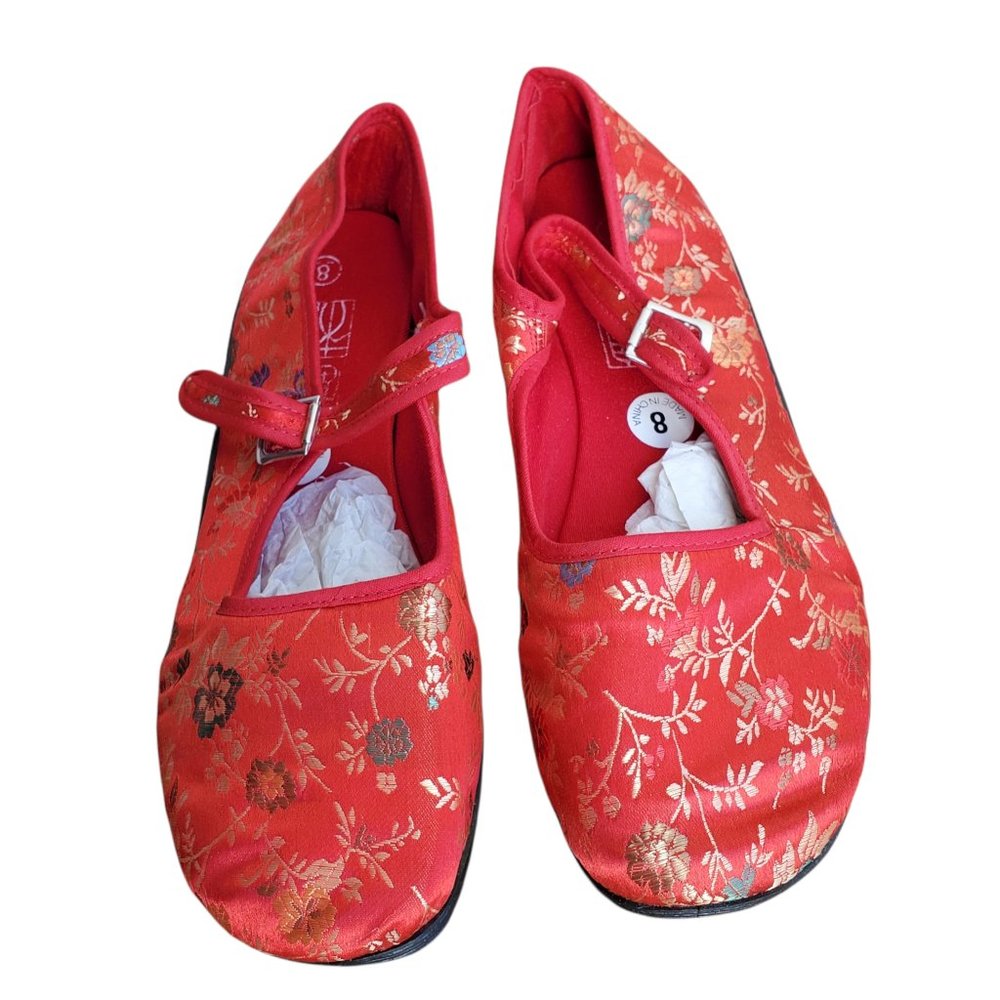 Japanese embroidery shoes